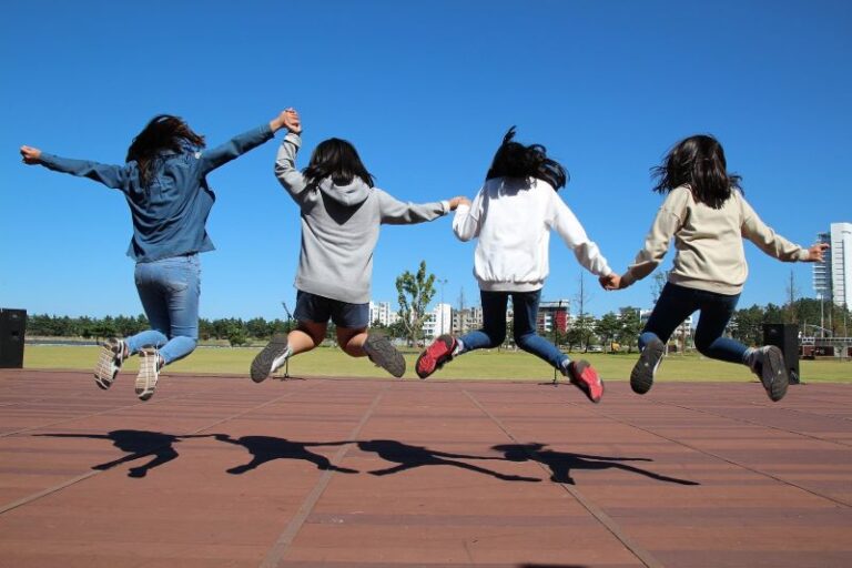 Help your child in forming and maintaining friendships 1 maintaining friendships