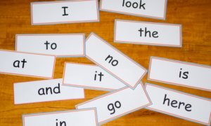 Tips for teaching students with dyslexia 3 word cards